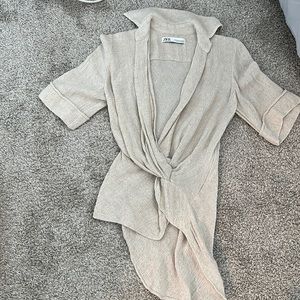 Zara XS beige collards blouse